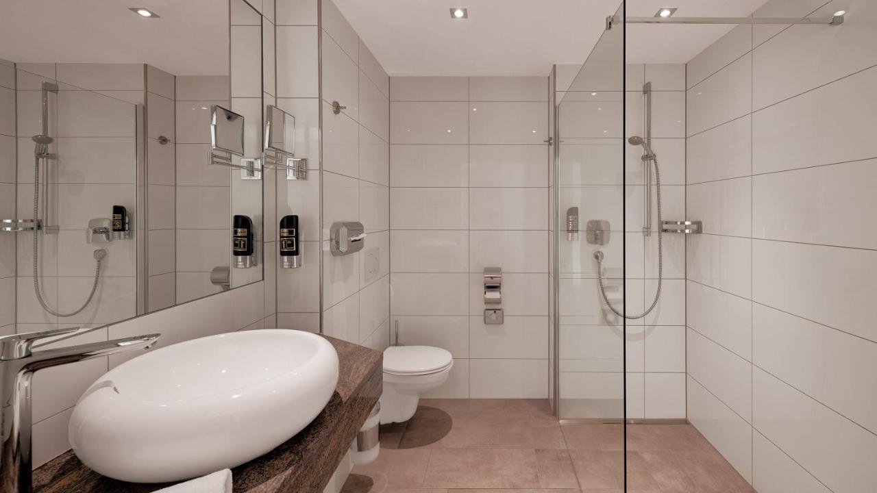 Double Room,776515066:JPEG